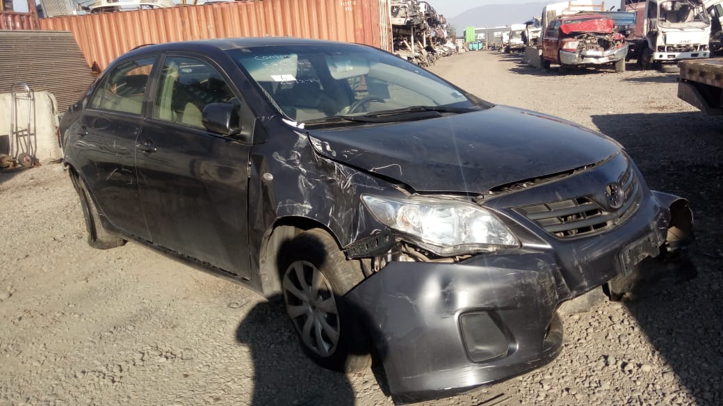  Toyota COROLLA 2013    EN DESARME